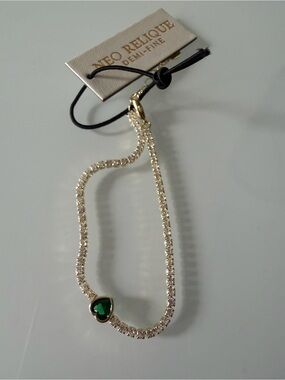 Green heart Demi fine Gold pave Bracelet